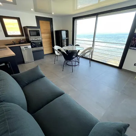 Maison De Bord De Cap Corse